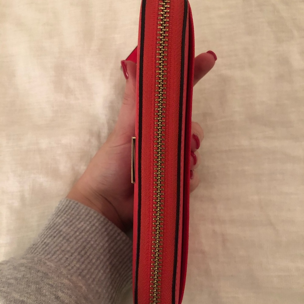 Long Kate Spade Wallet - Picture 4 of 8